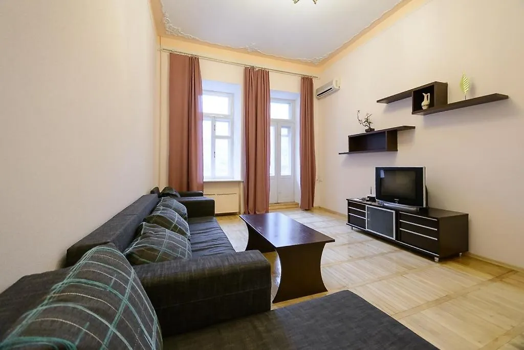Двокімнатна Квартира На Майдані Kiev Apartamento