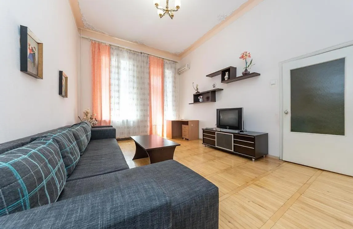 One bedroom apartment on Maidan Kiev Oekraïne